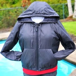Under Armour light weight puffer jacket sz S, blk